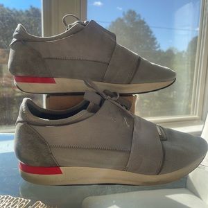 Authentic Balenciaga Race Runners Gray Mens